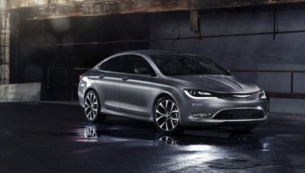 Представление новинки Chrysler 200 (ФОТО)