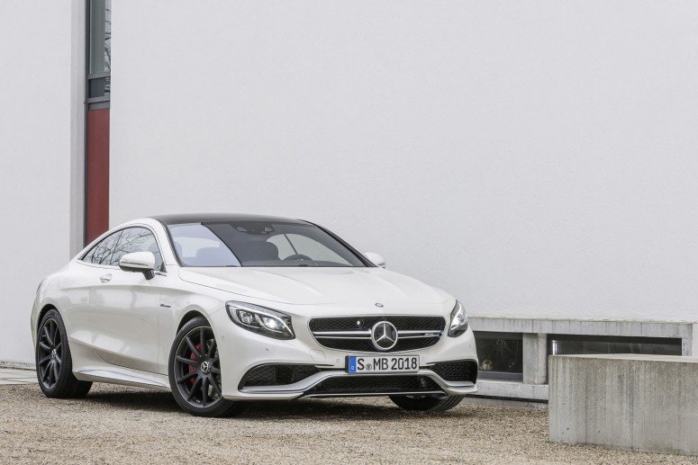 Купе Mercedes S 63 AMG с полным приводом и 585 лошадок (ФОТО) Купе Mercedes S 63 AMG с полным приводом и 585 лошадок (ФОТО)