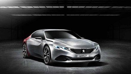 Компания Peugeot рассекретила хэтчбек с акульей кожей  (ФОТО)