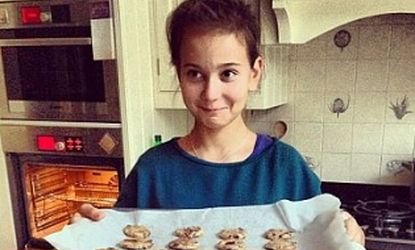 СМИ: Дочь Кончаловского и Высоцкой возвращается домой