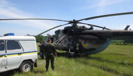 Террористы сбили украинский военный вертолет возле Славянска